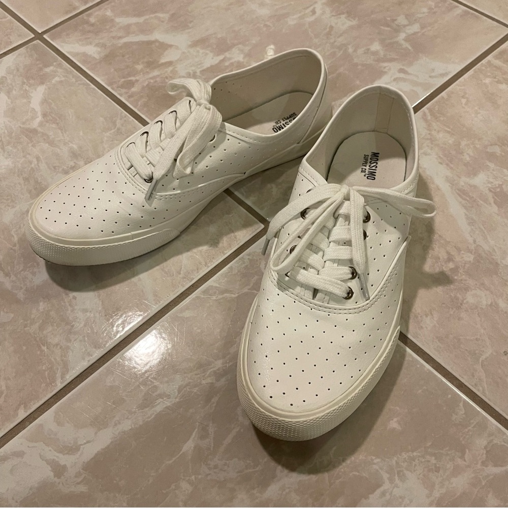 Mossimo Supply Co. Faux Leather Canvas Shoes